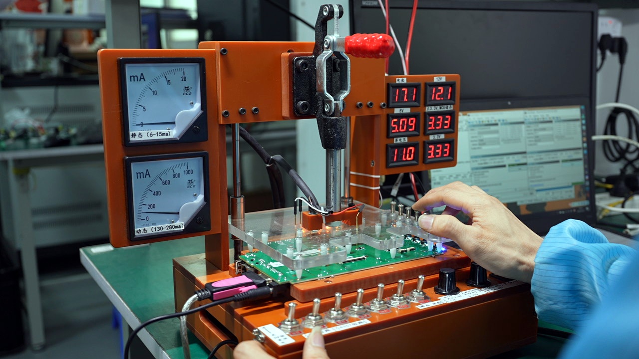 Apa tes fungsi PCB?